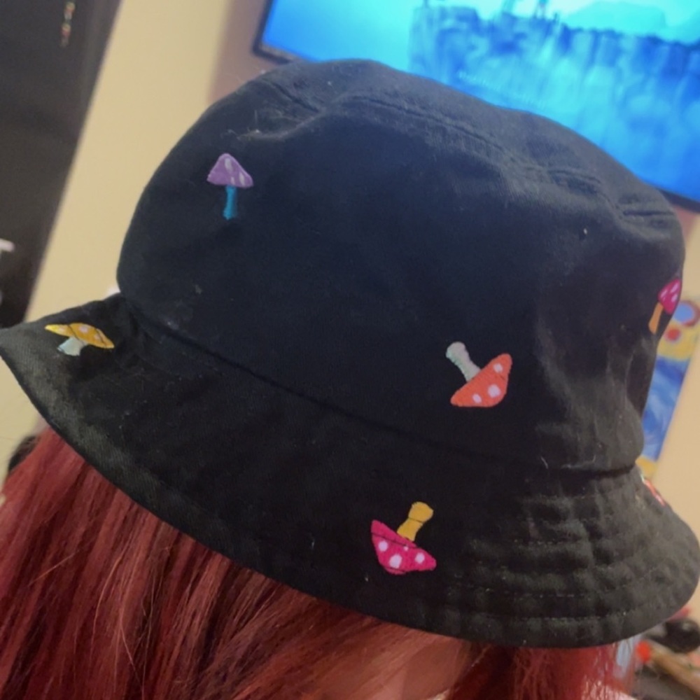 Mushroom boonie/bucket hat